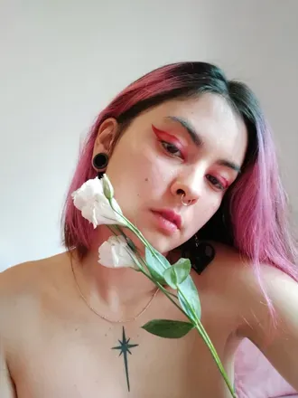 OnlyFans cuenta babyvampira avatar 1