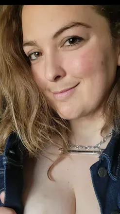 OnlyFans cuenta trails_chick avatar 1
