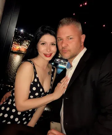OnlyFans account  daddyandhisgirl_official avatar 1