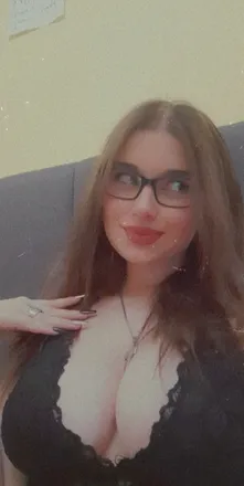 OnlyFans account  avepie header 2