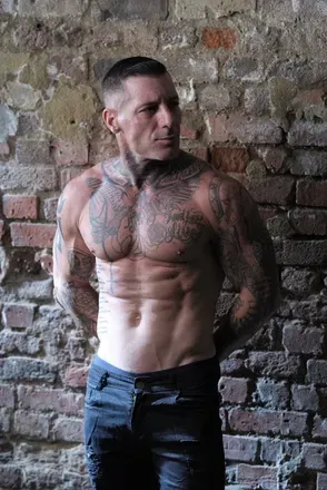 OnlyFans cuenta thenakedchef2022 avatar 1