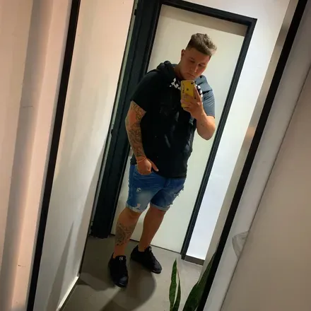 OnlyFans cuenta lucasss_98 avatar 1