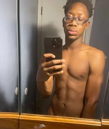 OnlyFans cuenta godmadenari avatar 1