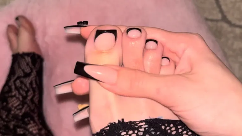 OnlyFans cuenta bambival.feet header 2