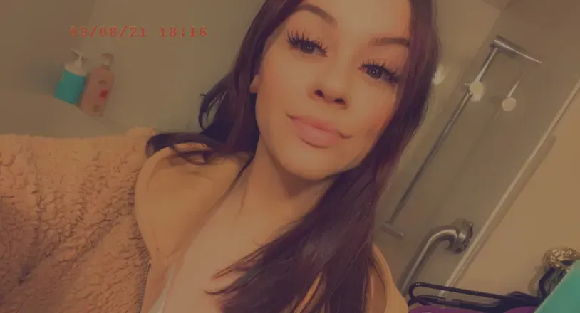 OnlyFans cuenta angie420rose header 2