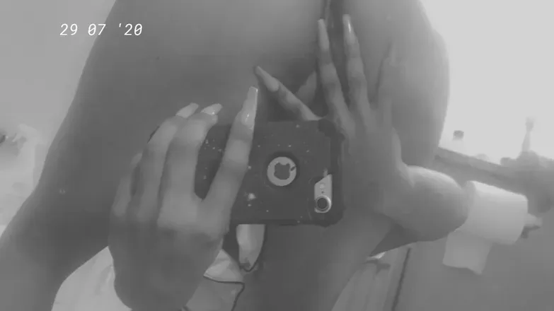 OnlyFans cuenta eskaywhyee header 2
