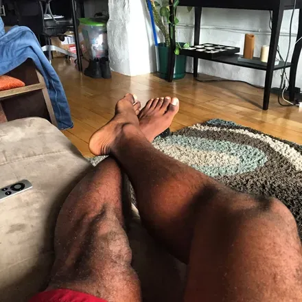 OnlyFans cuenta bkh8tyfoot header 2
