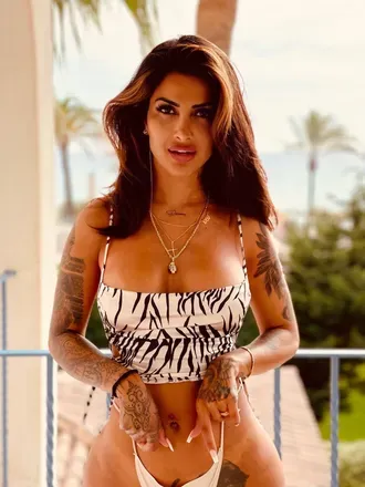 OnlyFans cuenta nooshin avatar 1
