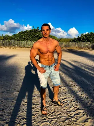 OnlyFans cuenta georgirusev header 2