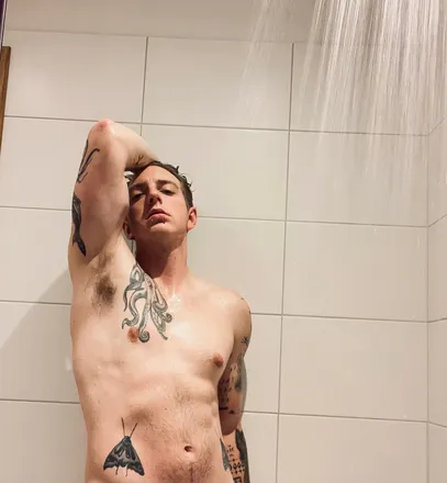 OnlyFans cuenta mademan_gallo header 2