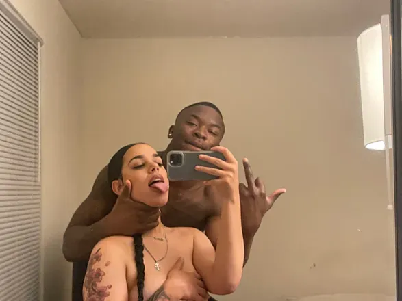 OnlyFans cuenta therealfreaks1 avatar 1