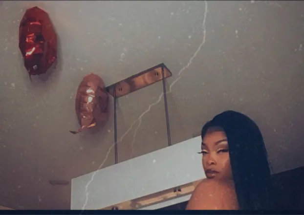 OnlyFans cuenta emoki_ily header 2