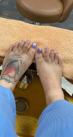 OnlyFans account  missbeautyfeet94 header 2