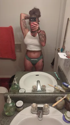 OnlyFans cuenta paintedlady2024 header 2