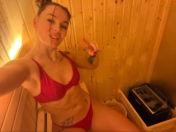 OnlyFans cuenta martina96 header 2