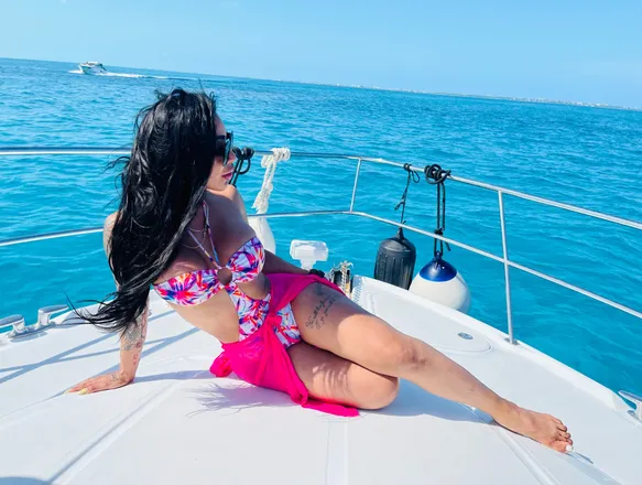 OnlyFans cuenta annybekoa header 2