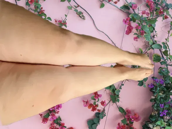 OnlyFans cuenta thickmilkythighs header 2
