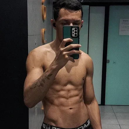 OnlyFans cuenta lucasdot21cm avatar 1