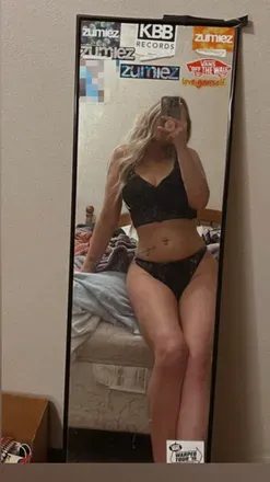 OnlyFans cuenta mnsnowangel header 2