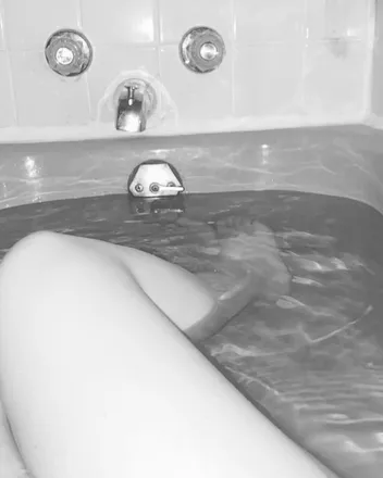 OnlyFans cuenta lucyjade2247 header 2