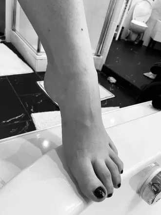 OnlyFans cuenta violetsfeetx avatar 1