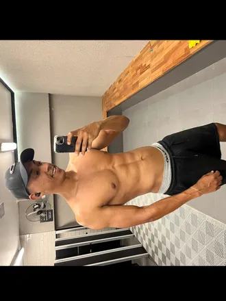 OnlyFans cuenta u311557626 header 2