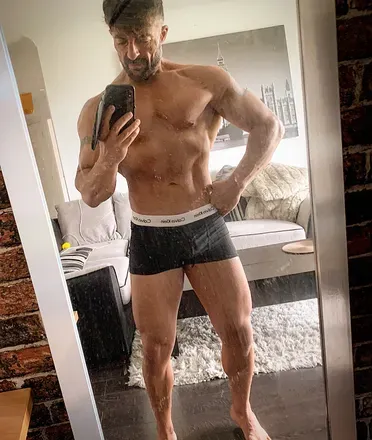 OnlyFans cuenta giocruz avatar 1
