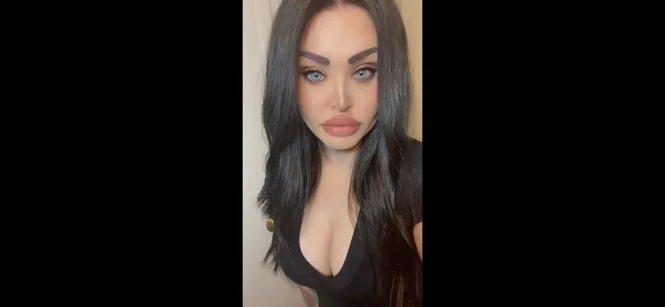 OnlyFans account  bustyandcrusty avatar 1