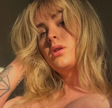 OnlyFans account  laramcxvip avatar 1