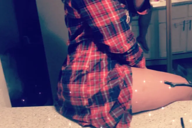 OnlyFans cuenta vickigrey header 2