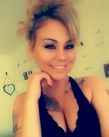 OnlyFans cuenta elizabethsnow header 2