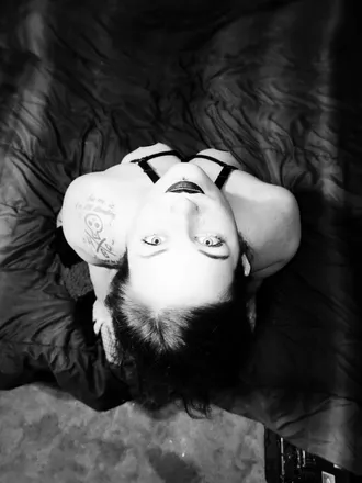 OnlyFans cuenta riot.95 header 2