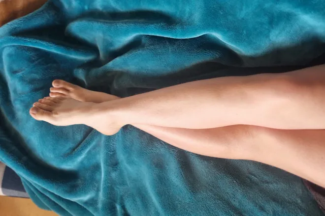 OnlyFans cuenta ticklemesoftlee header 2