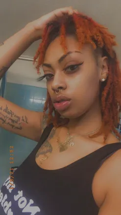 OnlyFans cuenta skinniemini header 2
