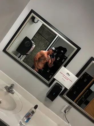 OnlyFans account  gwill0807 avatar 1