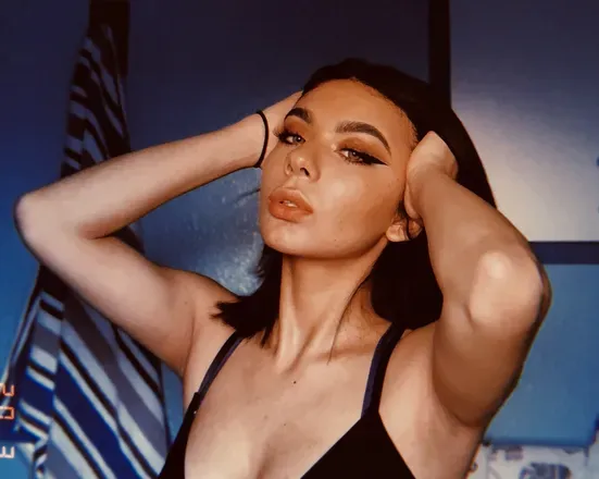 OnlyFans cuenta eva_idk avatar 1