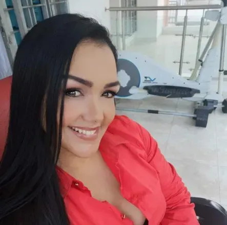 OnlyFans cuenta thaylinda11 header 2