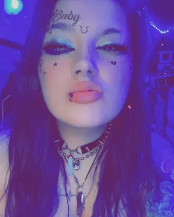 OnlyFans account  lilscenebaby avatar 1