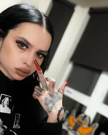 OnlyFans cuenta satans6a6y avatar 1