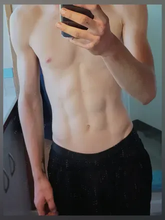 OnlyFans cuenta ethanolder avatar 1