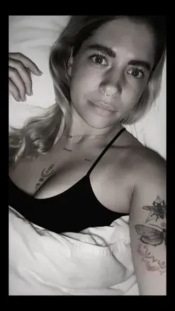 OnlyFans cuenta ella-mi avatar 1