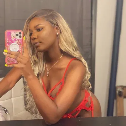 OnlyFans cuenta therealkbratz avatar 1