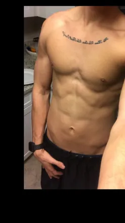 OnlyFans cuenta bigwormjerm18 header 2