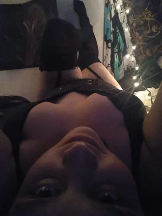 OnlyFans cuenta u144229429 header 2