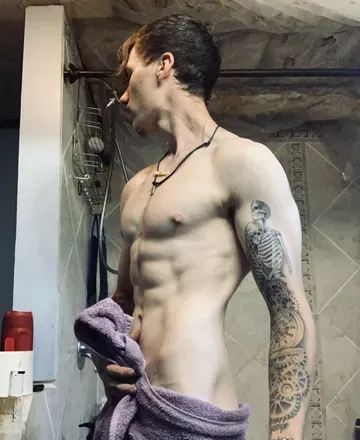 OnlyFans cuenta romerobloom header 2