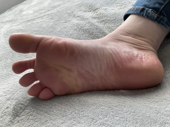OnlyFans cuenta lornamaetruesdale header 2