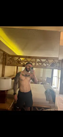 OnlyFans cuenta maleviewing101 header 2