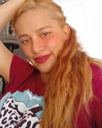 OnlyFans cuenta karin_alf header 2