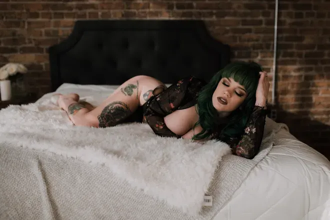 OnlyFans cuenta hookedondonyx header 2