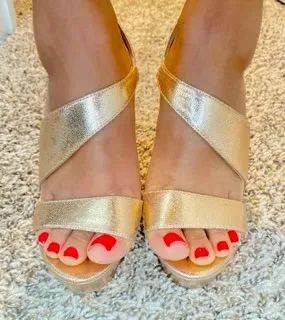 OnlyFans cuenta feetwithmarian avatar 1